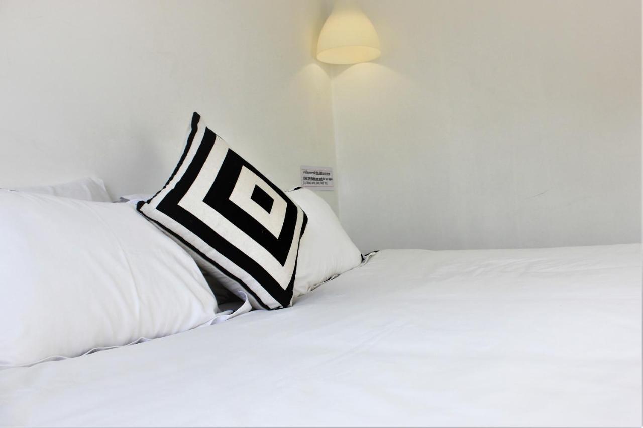 1715 House - White Rhino Hotel Rawai Екстериор снимка