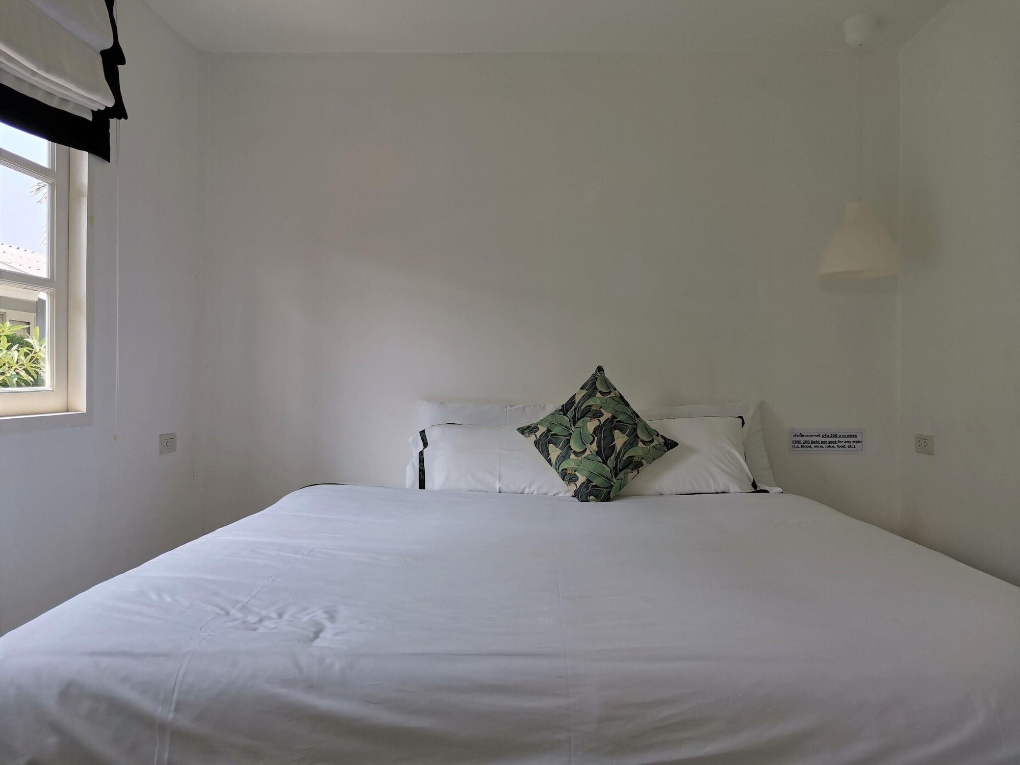 1715 House - White Rhino Hotel Rawai Екстериор снимка