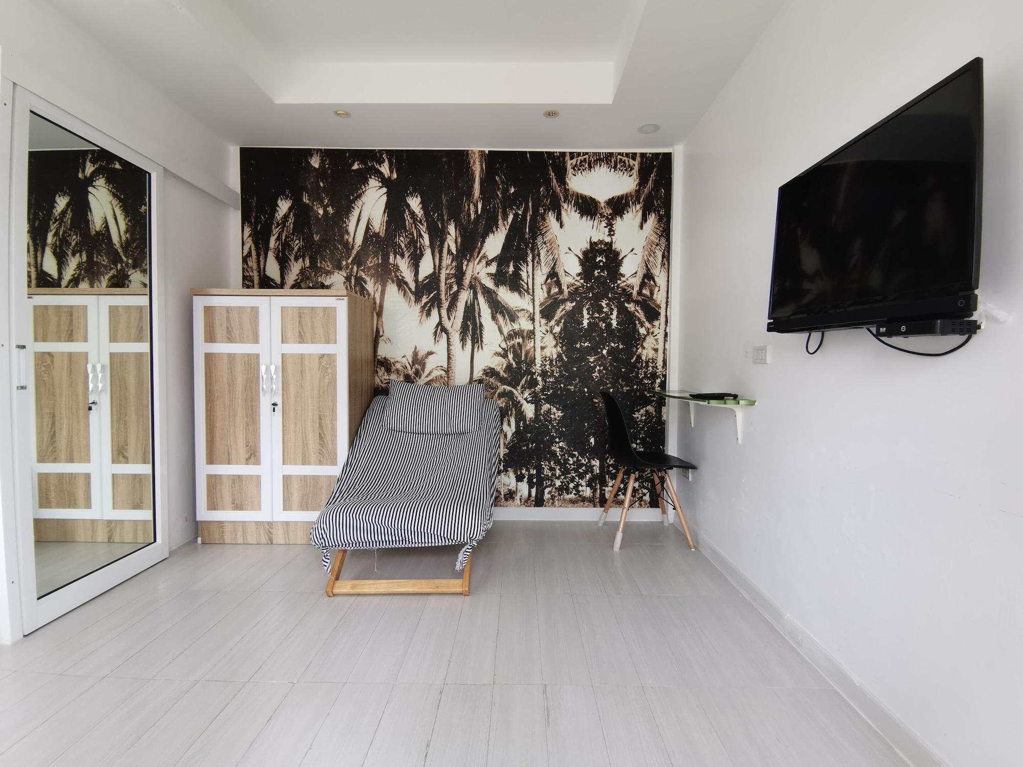 1715 House - White Rhino Hotel Rawai Екстериор снимка
