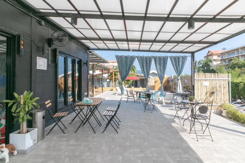 1715 House - White Rhino Hotel Rawai Екстериор снимка