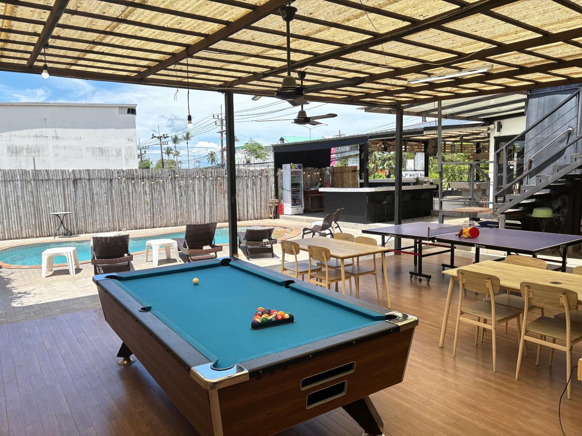 1715 House - White Rhino Hotel Rawai Екстериор снимка