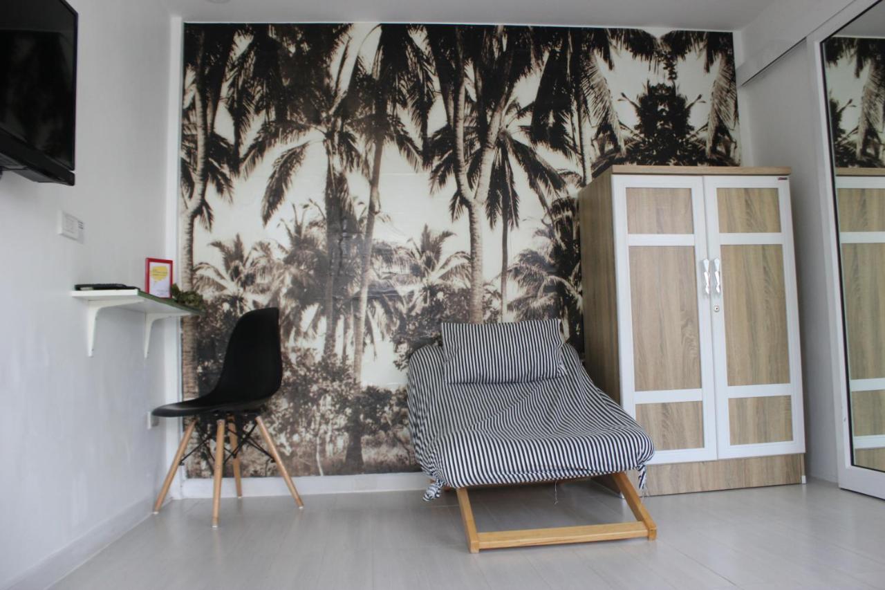 1715 House - White Rhino Hotel Rawai Екстериор снимка
